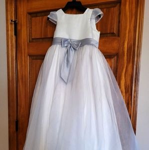 Flower girl dress